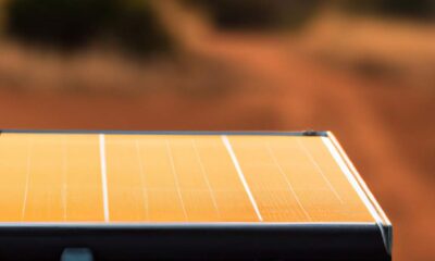 panneaux-solaires-portables-loutil-essentiel-pour-voyager-en-afrique