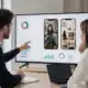 Équipe marketing comparant TikTok Ads et Meta Ads sur un tableau de campagne