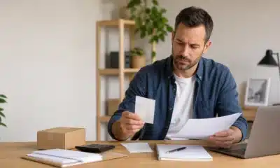 Entrepreneur comparant une activité commerciale BIC et une prestation intellectuelle BNC