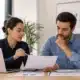 Fondatrice comparant abonnement commission et vente directe comme sources de revenus