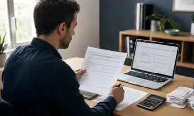 Professionnel préparant sa déclaration 2035 en 2026