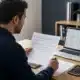 Professionnel préparant sa déclaration 2035 en 2026