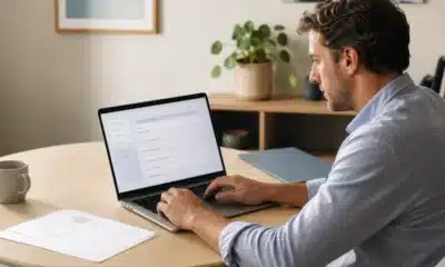 Entrepreneur réalisant l’immatriculation de son entreprise sur le guichet unique