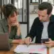 Dirigeants de PME construisant une stratégie digitale