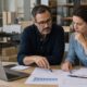 Dirigeants analysant le financement du cycle d’exploitation